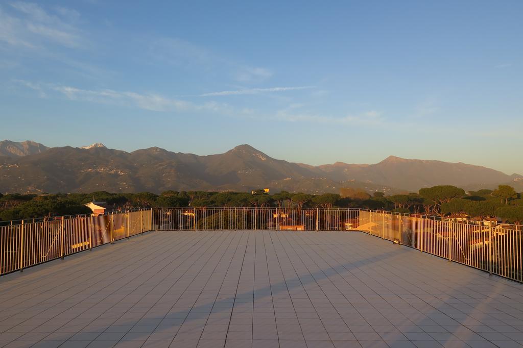 Hotel Happy Marina di Pietrasanta Luaran gambar