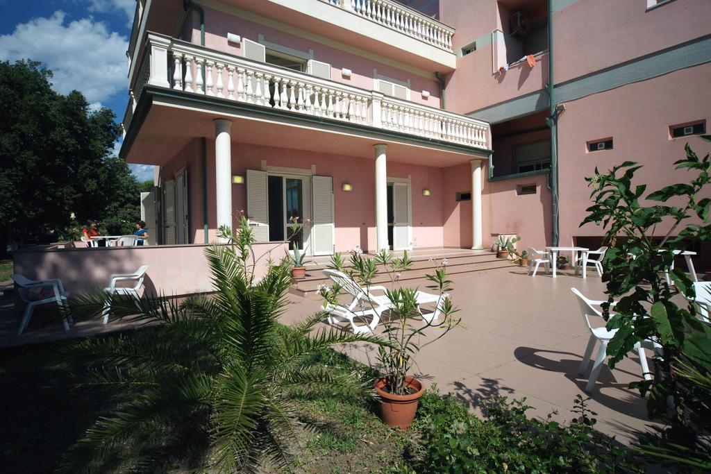 Hotel Happy Marina di Pietrasanta Luaran gambar