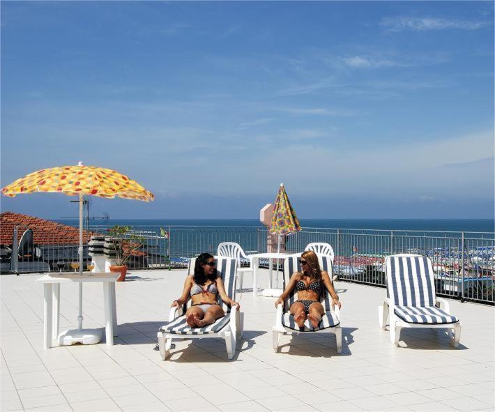 Hotel Happy Marina di Pietrasanta Luaran gambar