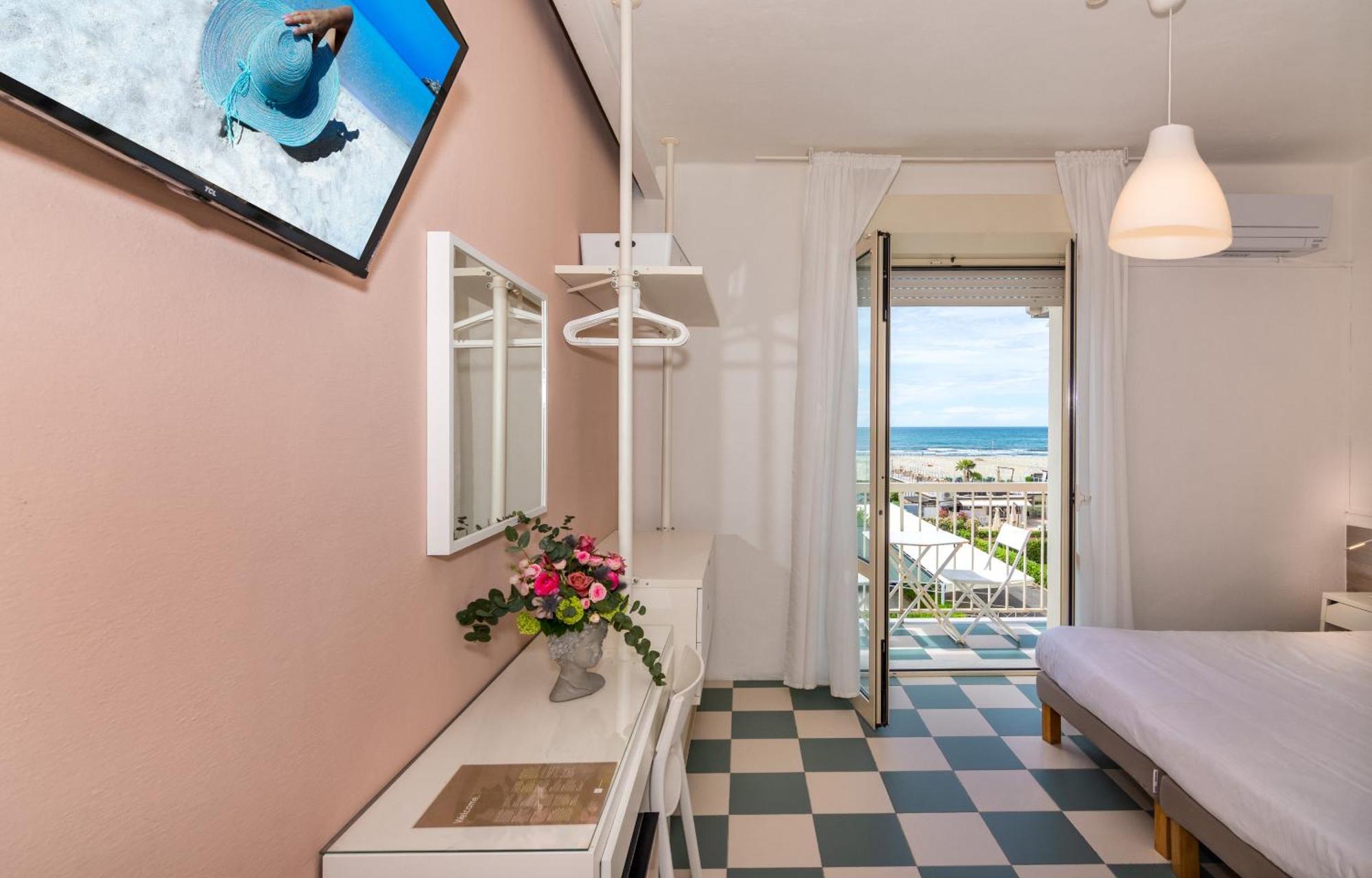 Hotel Happy Marina di Pietrasanta Luaran gambar