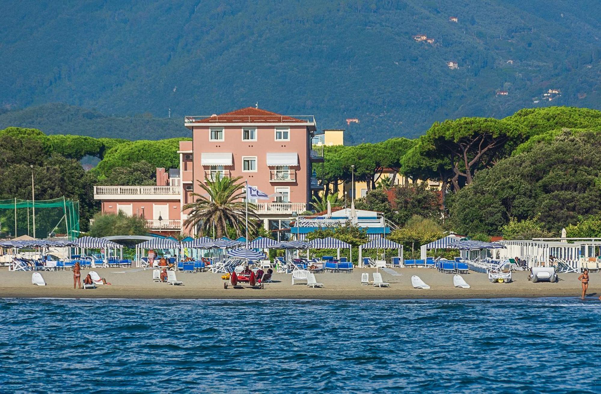 Hotel Happy Marina di Pietrasanta Luaran gambar